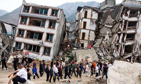  Collapsed buildings in Kathmandu after the earthquake hit Nepal. (Photo: Rex Shutterstock)