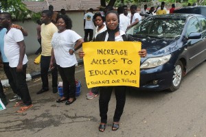 action2015 Campiagners in Makurdi, North-Central Nigeria (PHOTO:ClimateReporters/Elizabeth Jeyiol)