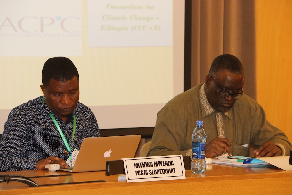 PACJA's Mithika Mwenda and James Murombedzi of the African Climate Policy Centre (PHOTO: Isaiah Esipisu) 