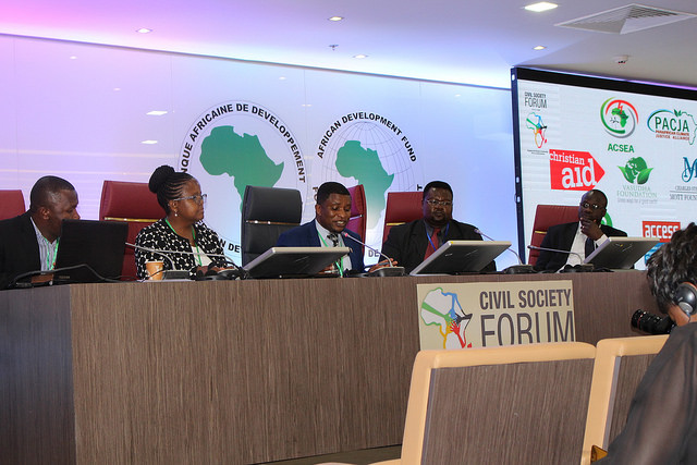 Une vue des panelistes du forum (PHOTO: ClimateReporters/atayibabs) 