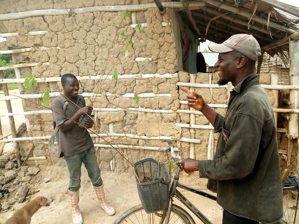 Excited Timeabu farmers (PHOTO: ClimateReporters/Kofi Adu Domfeh)