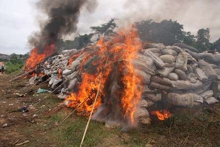 Open burning of contraband items in Ghana